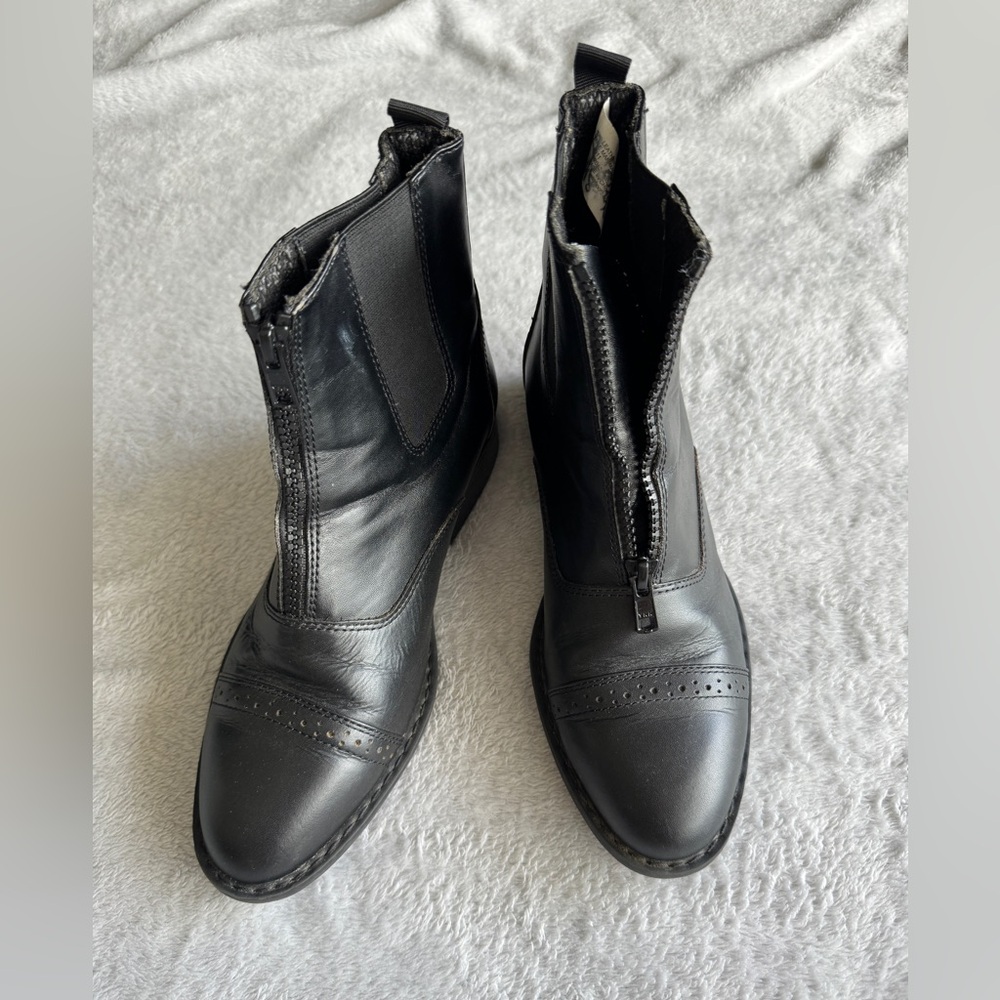 Smoky Mountain Real Leather Ankle Boots Size 6 Worn once Like New